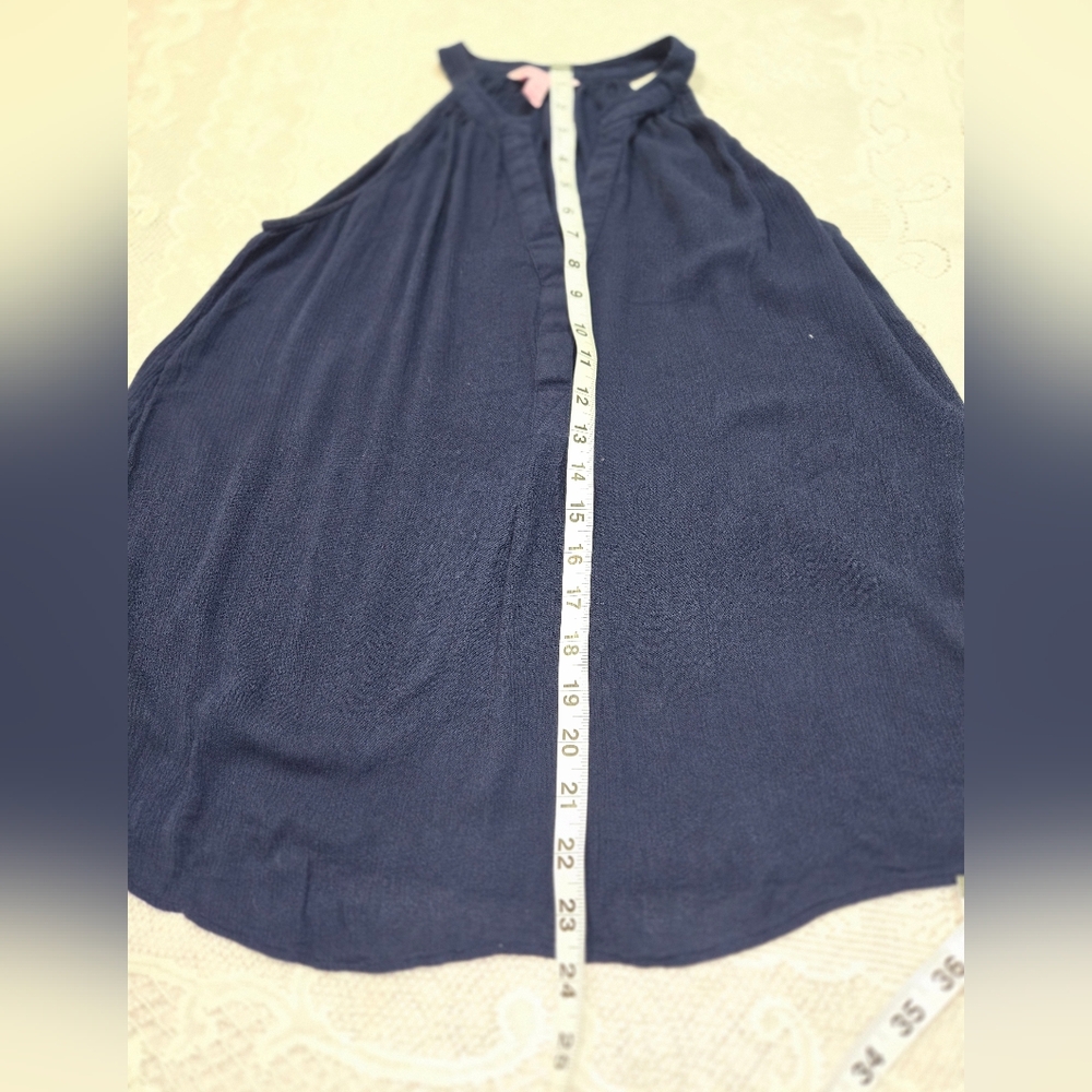 Lilly Pulitzer Tillie Keyhole tank. Size Small. 100% Rayon Navy Blue - Picture 6 of 8
